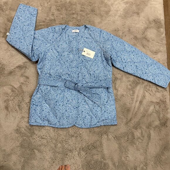 NWT UNTUCKit Lindy Quilted Jacket Blue Floral Sz M Belted Lightweight Cottagecor - Picture 8 of 15